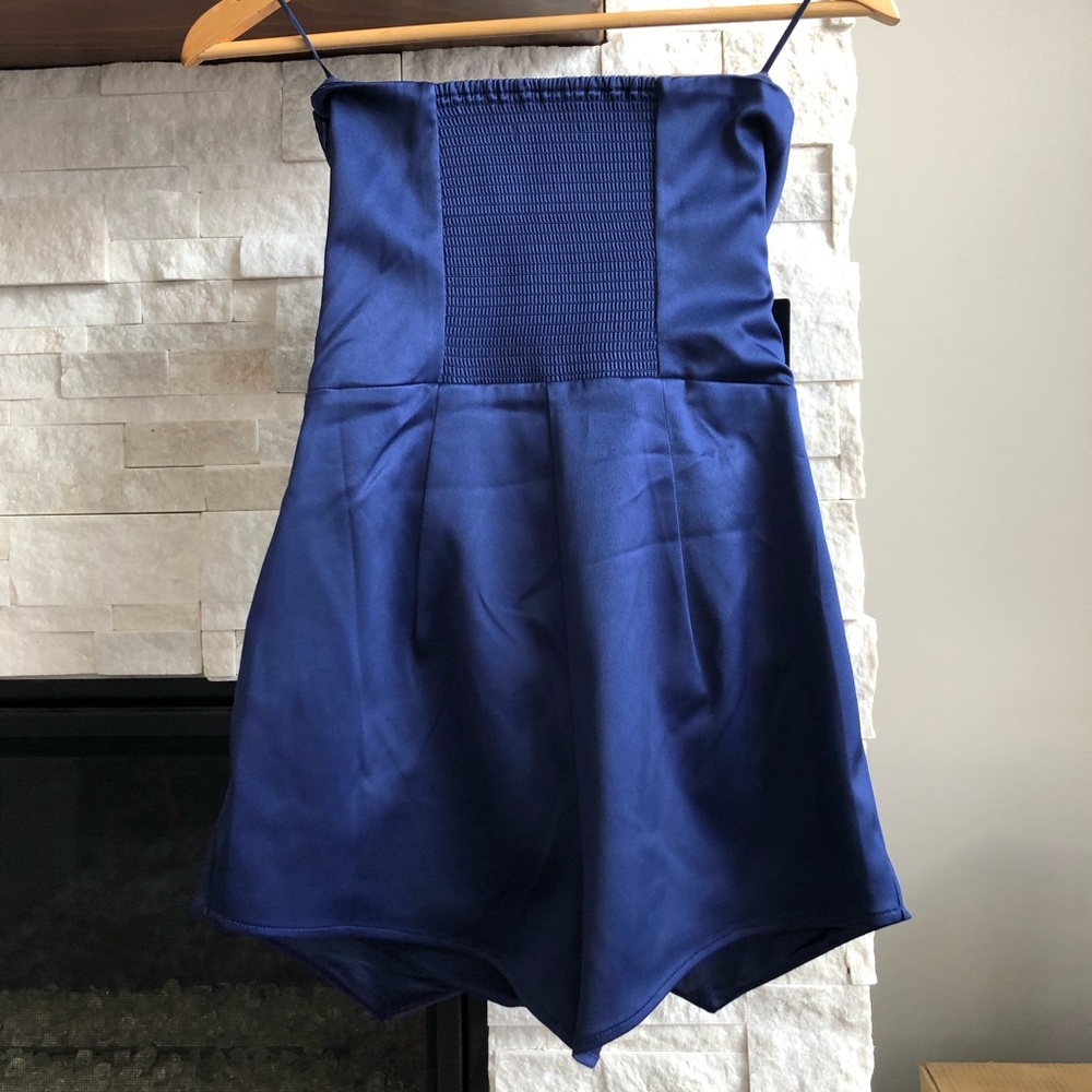 EXPRESS Strapless Romper - Picture 3 of 8